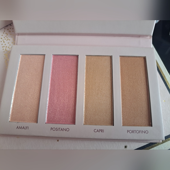 Wander Beauty Riviera Blush and Bronzer Palette - Picture 2 of 4
